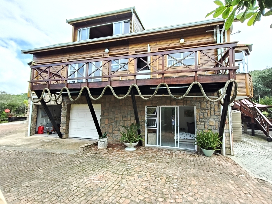 4 Bedroom Property for Sale in Gamtoos Mouth Eastern Cape